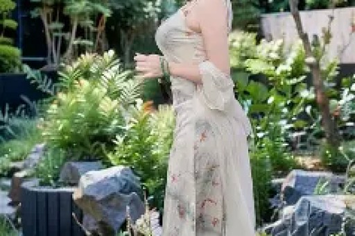 斗鱼女主播忘关摄像头私密画面流出！虚假人设彻底翻车